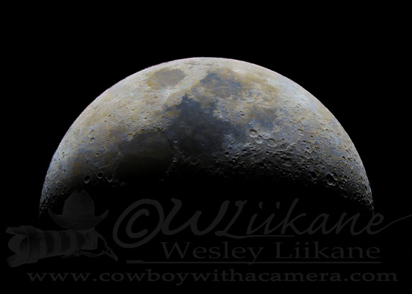 Waxing Crescent Moon in Colour (30%)